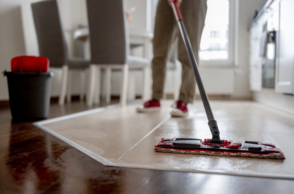 vloer schoonmaken